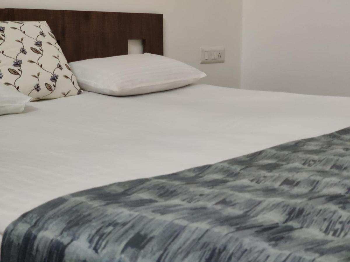 Srinekatan Heritage Villa Homestay Ahmadabad Zewnętrze zdjęcie